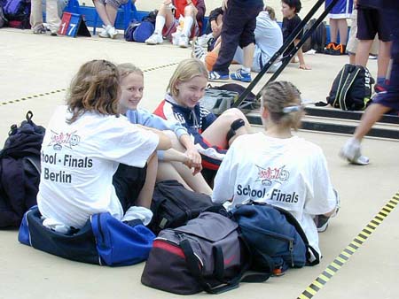 2003Sfb047