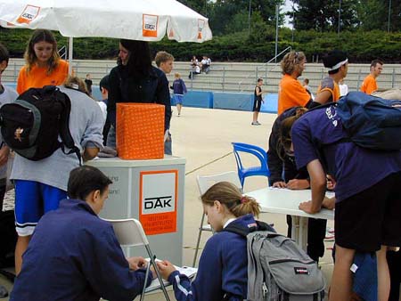 2003Sfb072