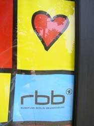 Poster2009-079