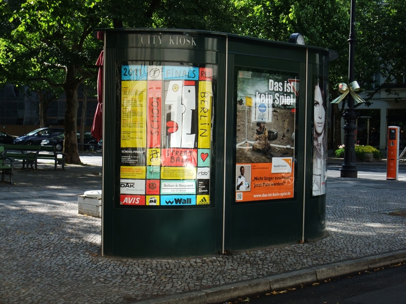 Poster2011-042
