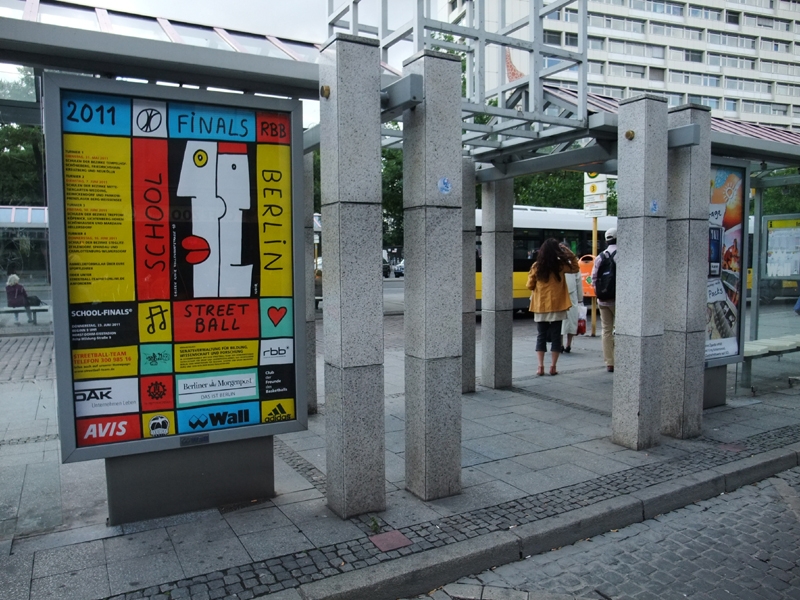 Poster2011-064