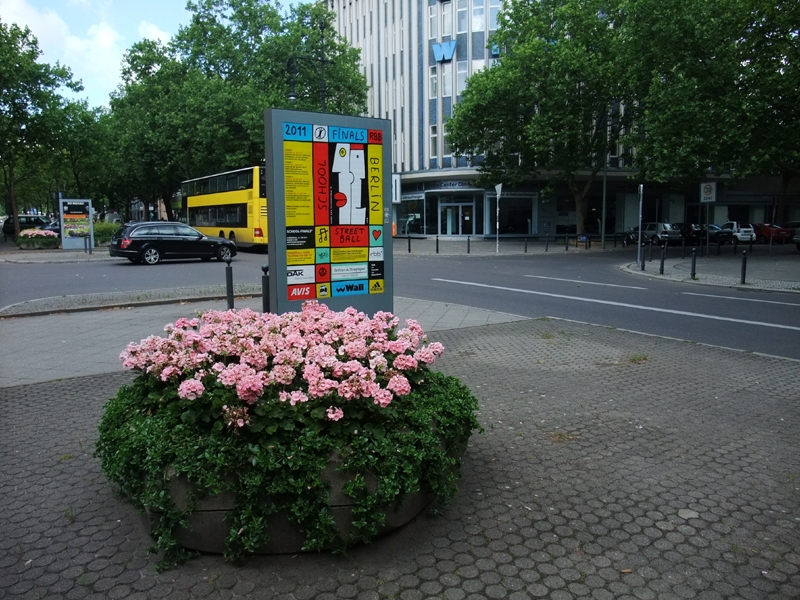 Poster2011-079