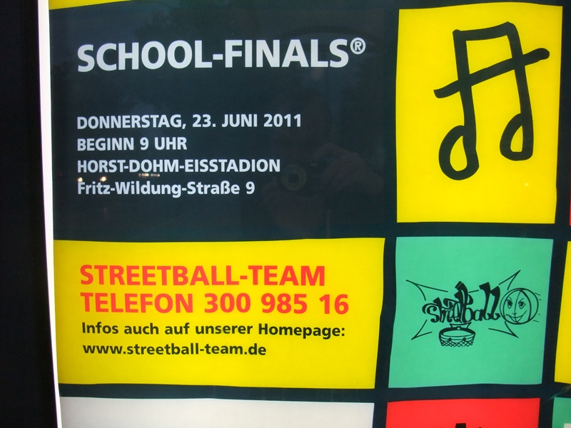 Poster2011-124
