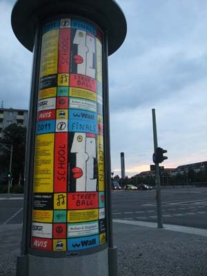 Poster2011-125