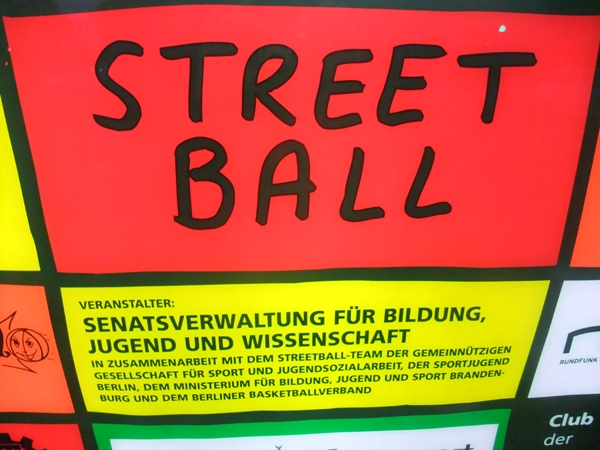 Poster2012-083