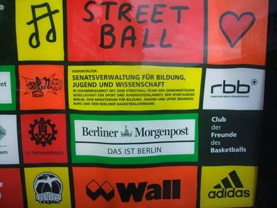 Poster2012-072