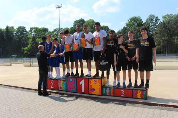 SchoolFinalsFinale02-008