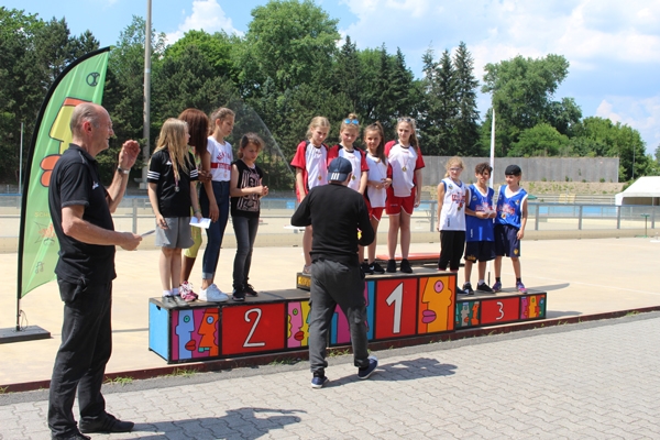 SchoolFinalsFinale02-020