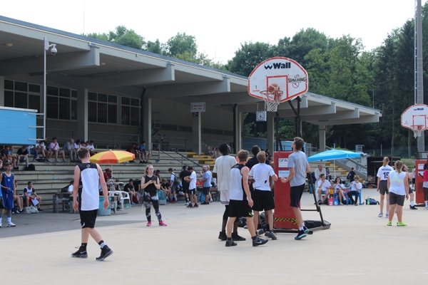 SchoolFinalsFinale02-028