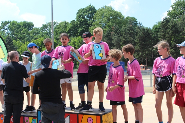 SchoolFinalsFinale02-030