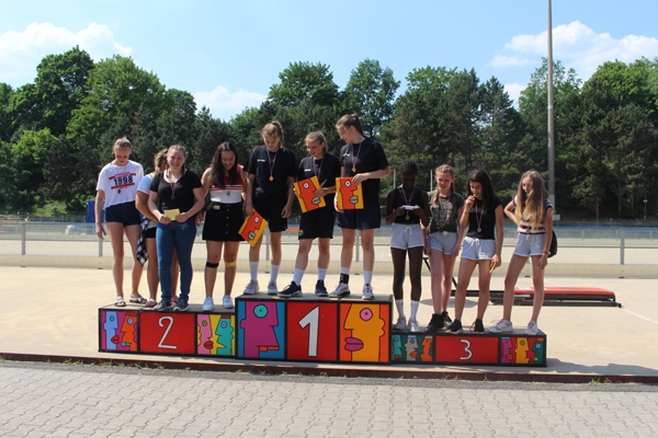 SchoolFinalsFinale02-033