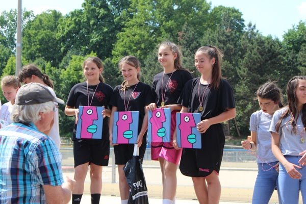 SchoolFinalsFinale02-062