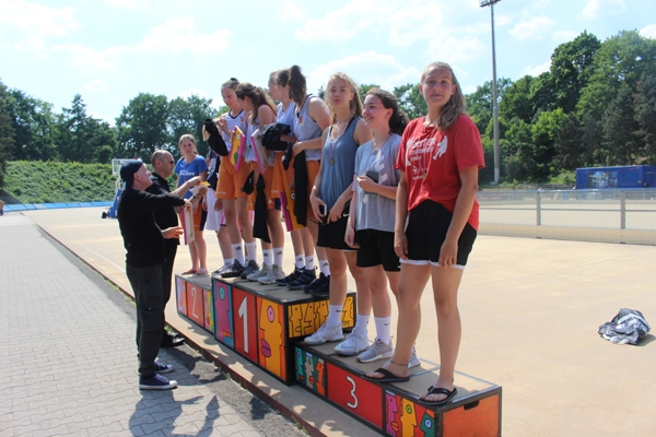 SchoolFinalsFinale02-066