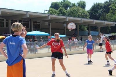 SchoolFinalsFinale02-052