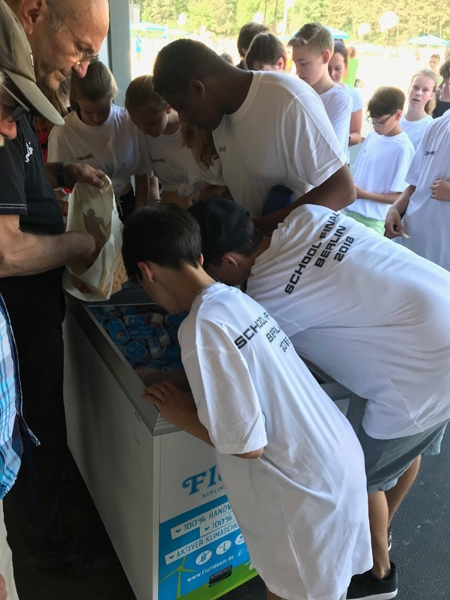 SchoolFinalsFinale03-008