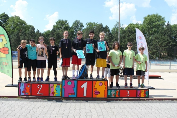 SchoolFinalsFinale03-011