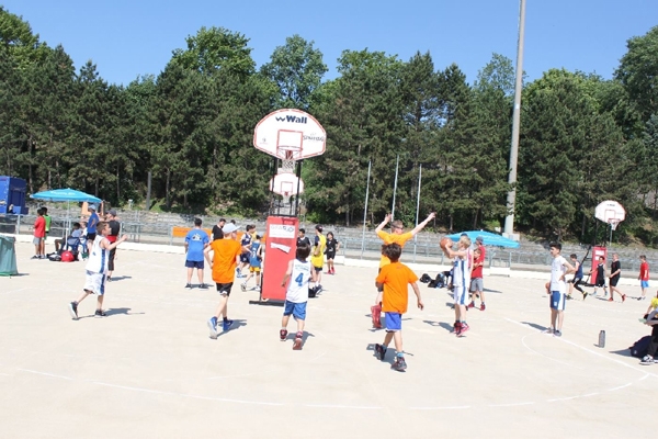 SchoolFinalsFinale03-013