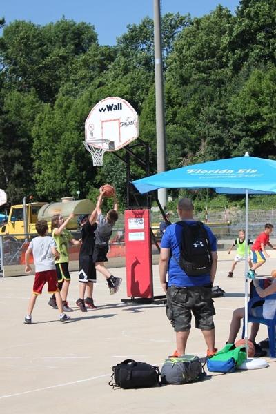 SchoolFinalsFinale03-073