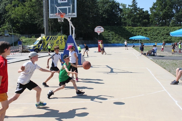 SchoolFinalsFinale03-076