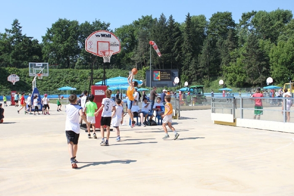 SchoolFinalsFinale03-090