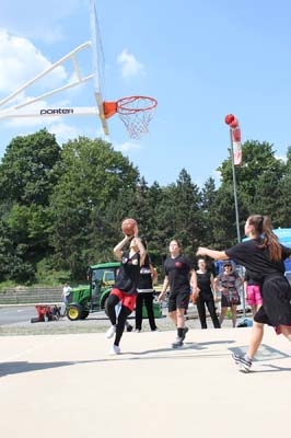 SchoolFinalsFinale03-045