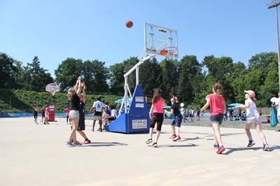 SchoolFinalsFinale03-086