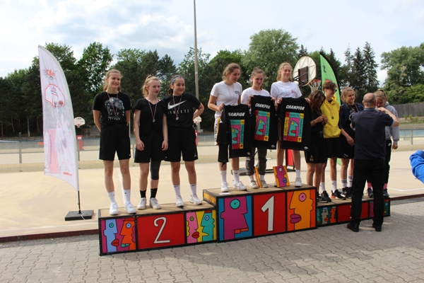 FinaleTag01-002-067